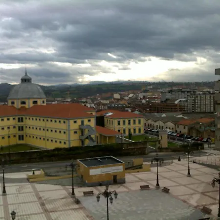 Friendly Con Vistas Al Naranco Apartamento
