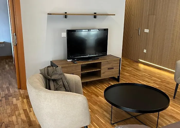 Friendly Con Vistas Al Naranco